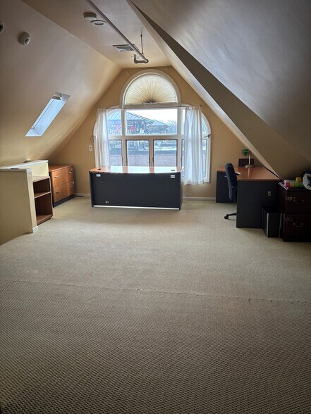 More Photos Of 18 Halstead Ave, Harrison Office For Sale