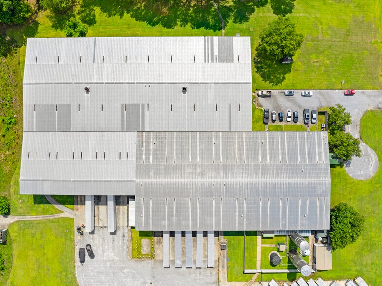 More Photos Of 6341 Nature's Way, Grovetown Manufacturing For Lease