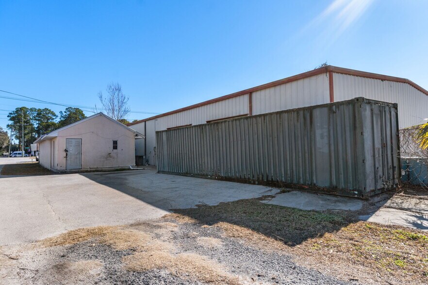 More Photos Of 6680 W Gulf To Lake Hwy, Crystal River Auto Repair For Sale