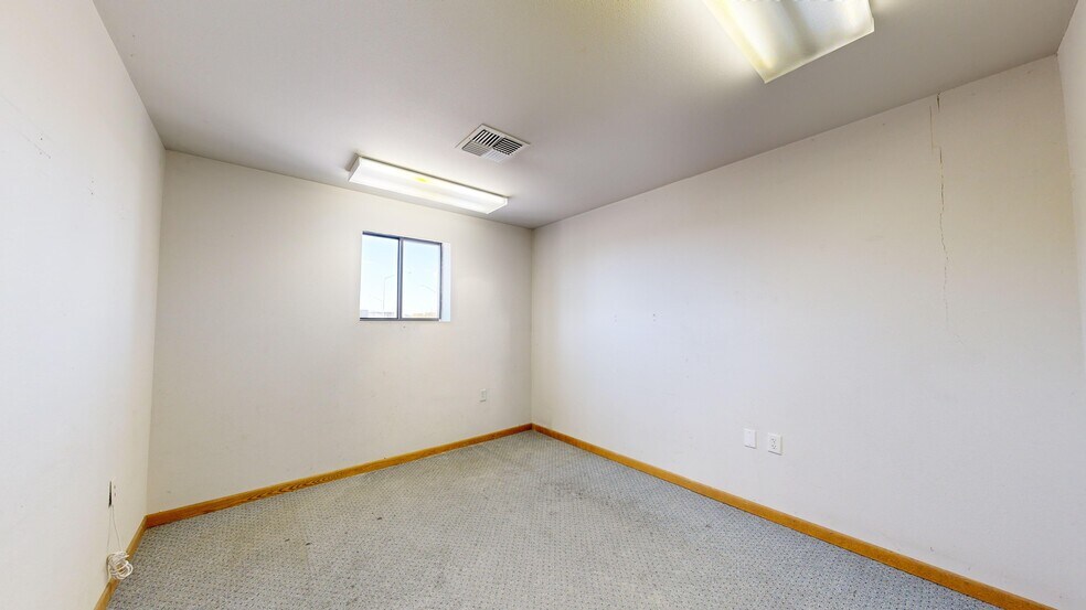 More Photos Of 3088 Gabel Rd, Billings Flex For Sale