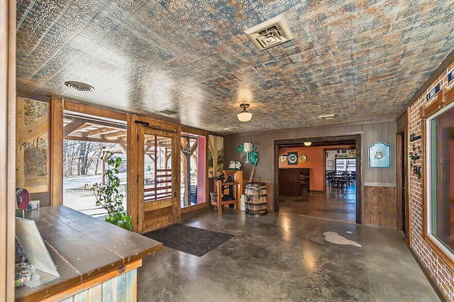 More Photos Of 3166 Highway B, Berger Winery Vineyard For Sale