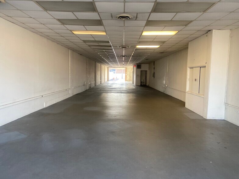 More Photos Of 2619 S Broad St, Trenton Freestanding For Lease