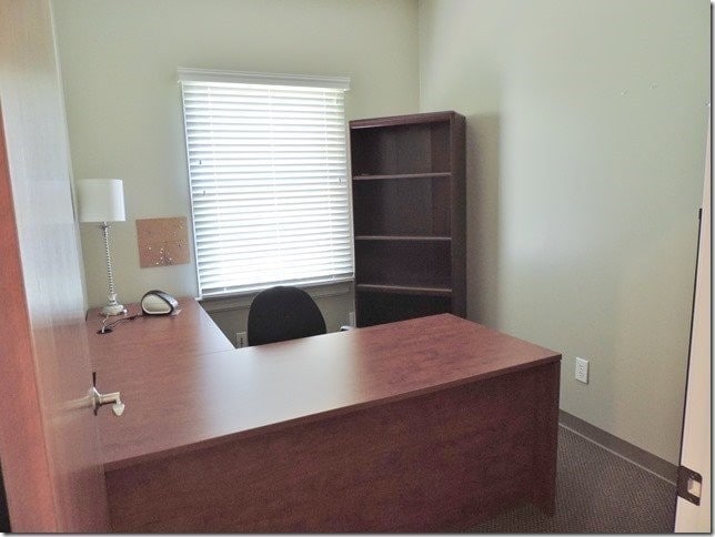 More Photos Of 1815 Forest Hills Rd W, Wilson Office For Lease