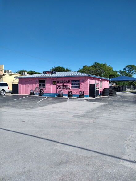 Primary Photo Of 1370 S Military Trl, West Palm Beach Storefront Retail Office For Lease