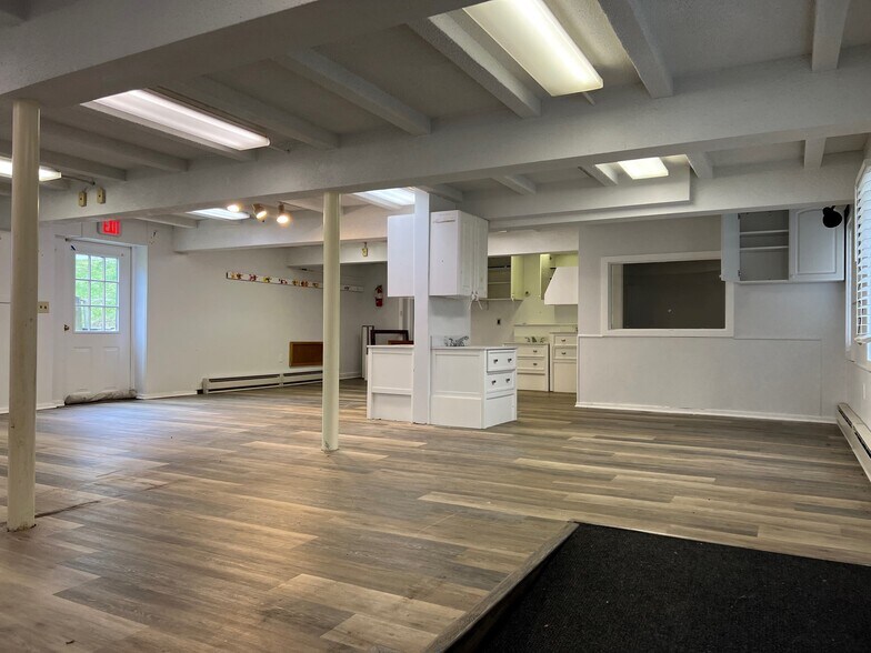 More Photos Of 602 Ridgebury Rd, Ridgefield Daycare Center For Lease