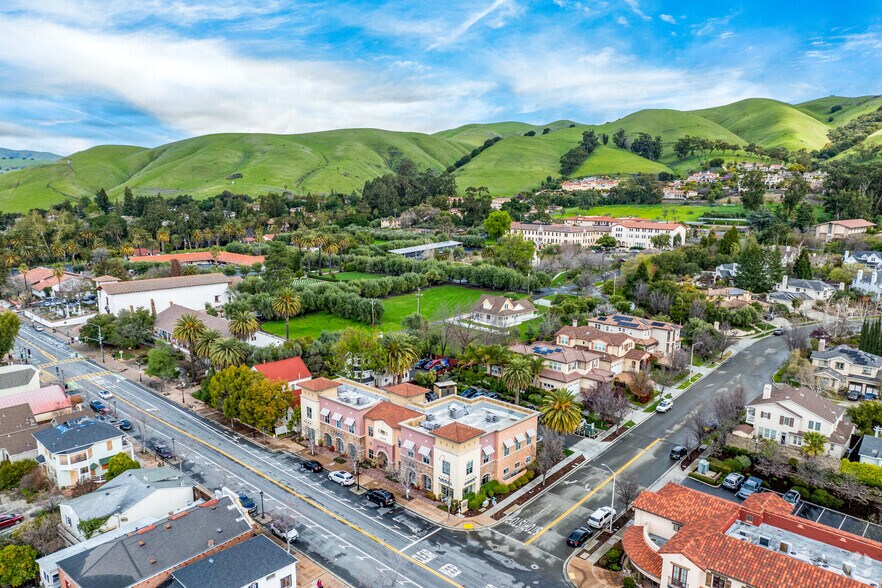 More Photos Of 43360 Mission Blvd, Fremont Office For Lease