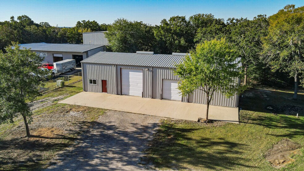 More Photos Of 4323 Alexis Ct, College Station Warehouse For Lease