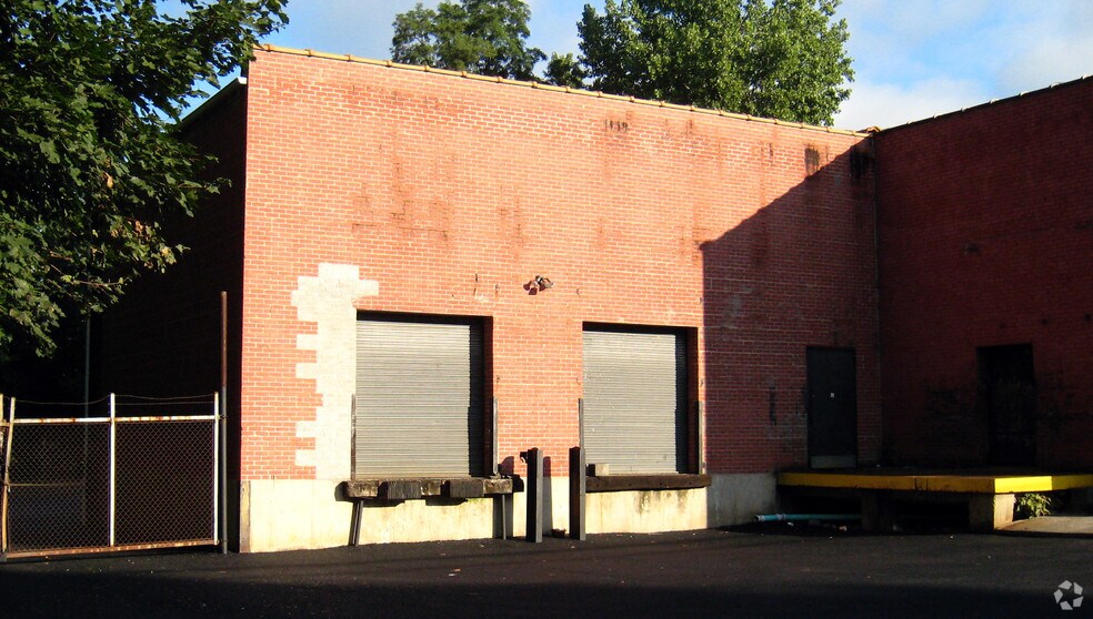 More Photos Of 710 Washington St, Peekskill Manufacturing For Lease