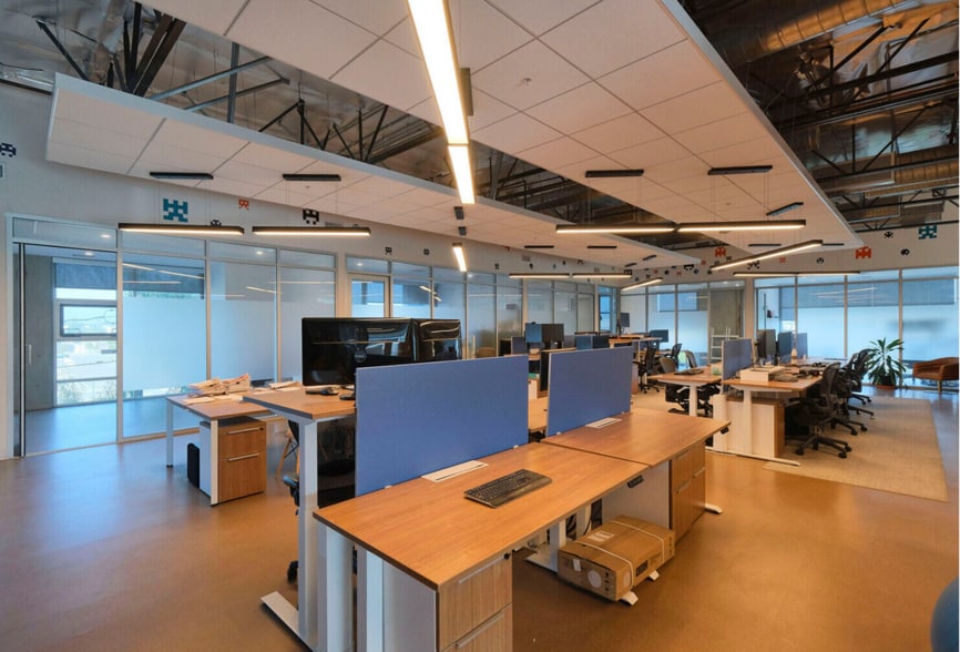 More Photos Of 855 Douglas St, El Segundo Loft Creative Space For Lease