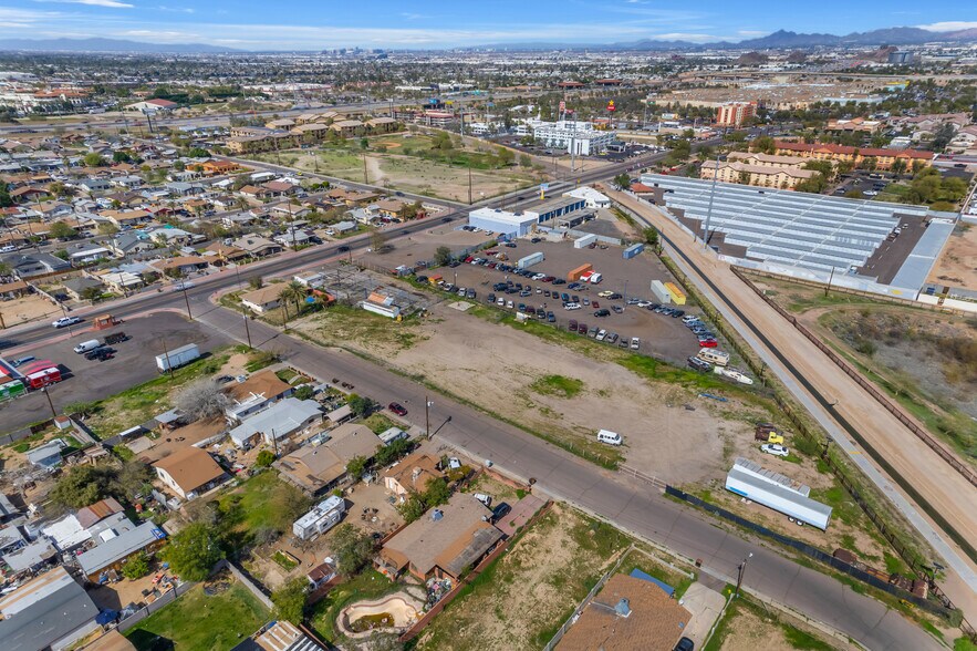 More Photos Of 8027 S Avenida del Yaqui, Guadalupe Office For Sale