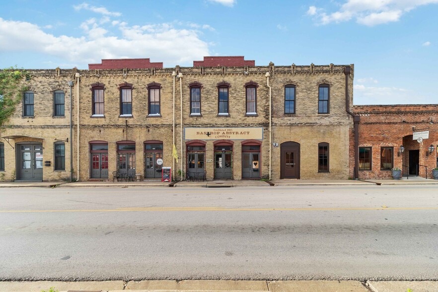 More Photos Of 709 Chestnut St, Bastrop Storefront Retail Residential For Sale