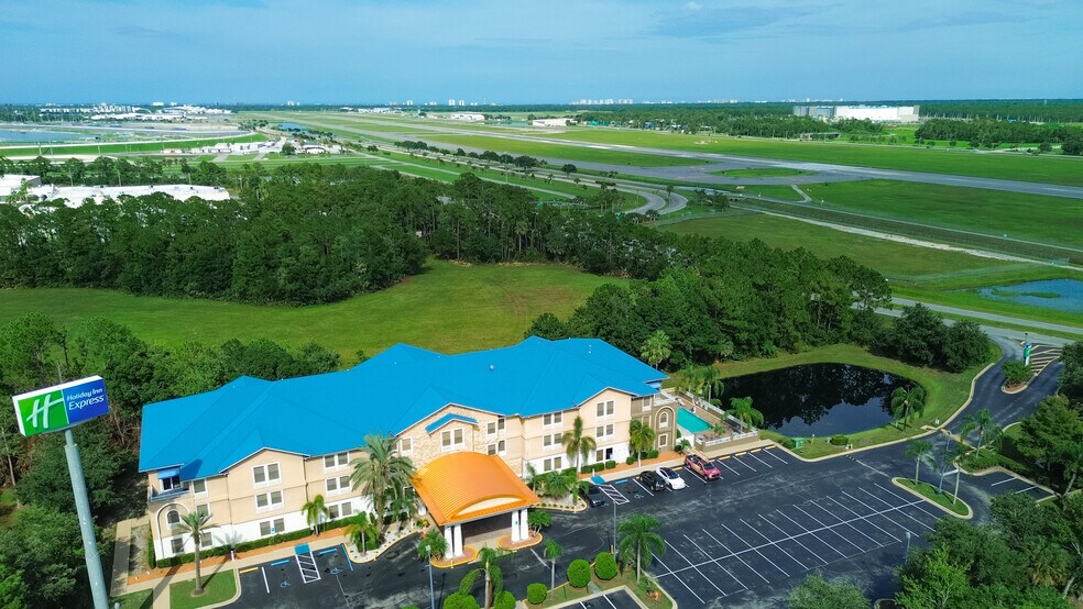 More Photos Of 90 Professional Blvd, Daytona Beach Hotel For Sale