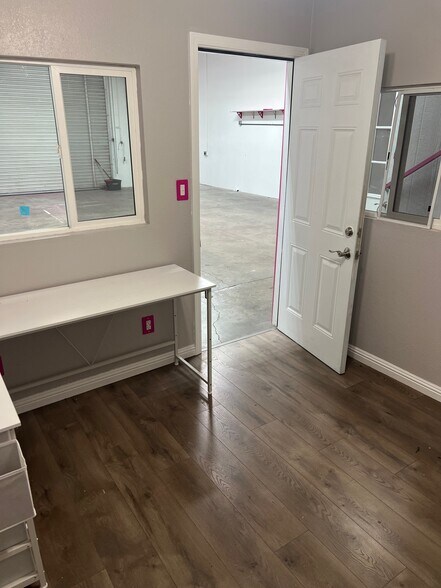 More Photos Of 38 Commerce Pl, Vacaville Light Manufacturing For Lease