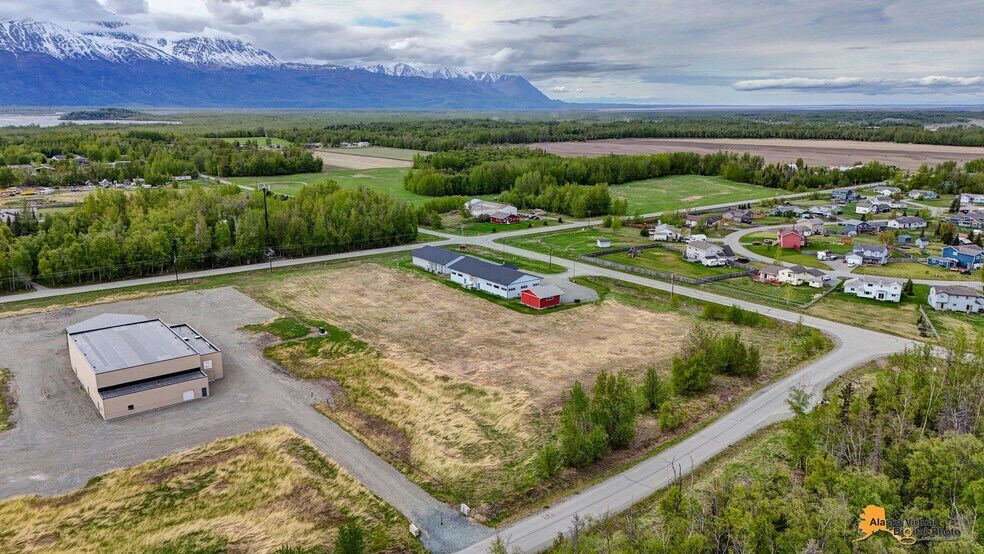 More Photos Of 1075 S Inner Springer Loop, Palmer Industrial For Sale