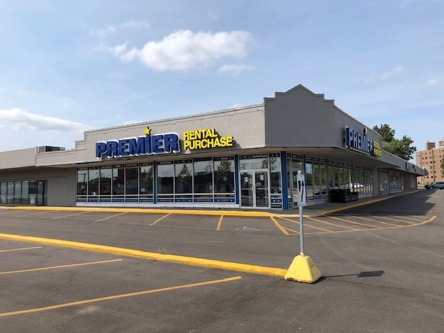 More Photos Of 111-190 Easy Shopping Pl, Elkhart Unknown For Lease