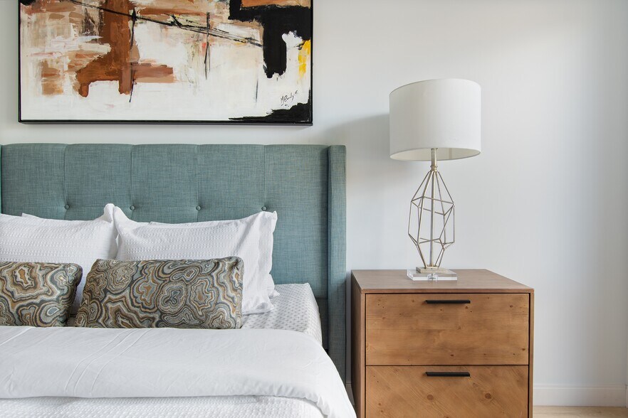 More Photos Of 4501 N Sheridan Rd, Chicago Apartments For Lease