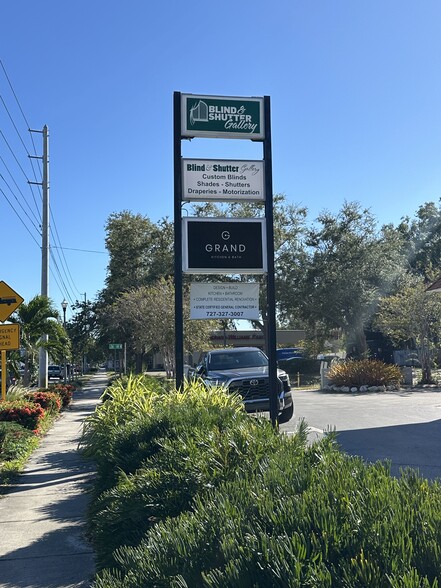 More Photos Of 2600-2620 4th St N, Saint Petersburg Freestanding For Lease