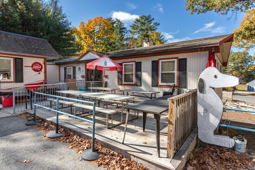 More Photos Of 414 Boston St, Topsfield Office For Sale