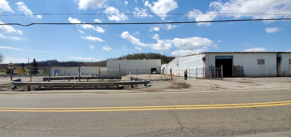 More Photos Of 796 East Butler Rd East Butler Pa 16029, Butler Manufacturing For Lease