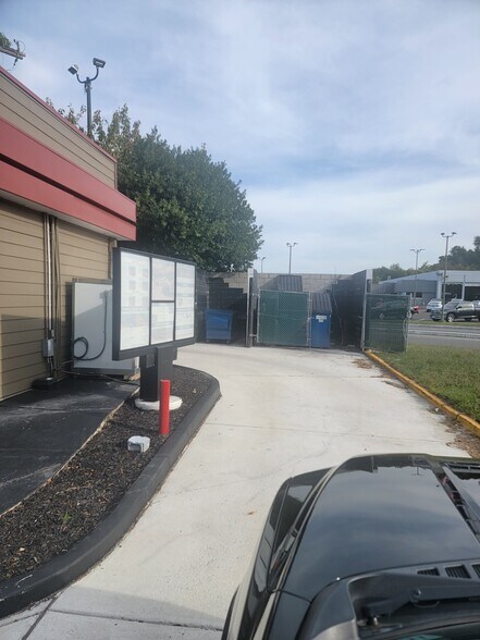 More Photos Of 2 S White Horse Pike, Stratford Fast Food For Lease