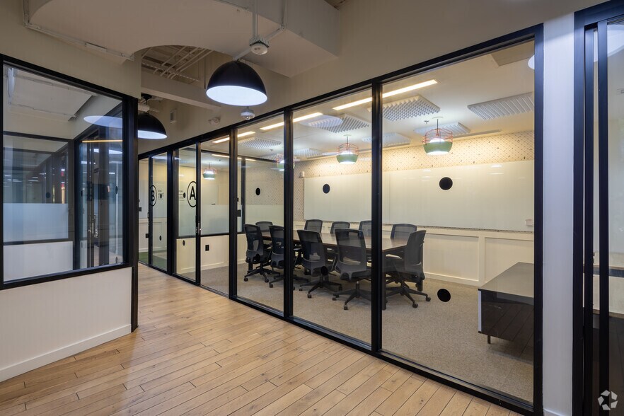 More Photos Of 3365 Piedmont Rd NE, Atlanta Coworking Space