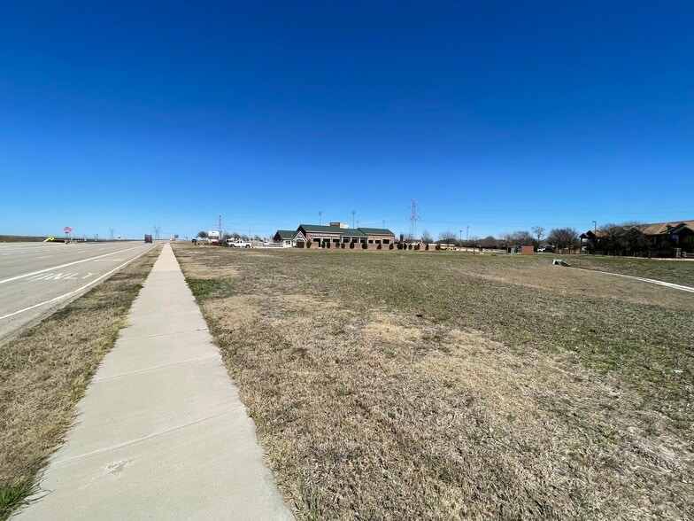 More Photos Of 840 N State Highway 360, Mansfield Land For Sale