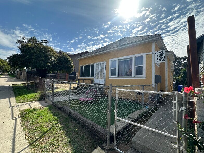 More Photos Of 2049 Julian Ave, San Diego Multifamily For Sale