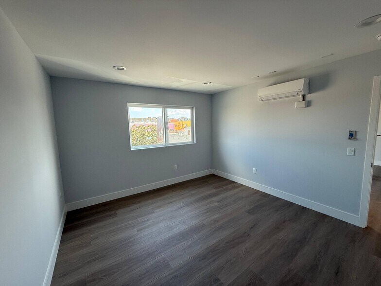 More Photos Of 935-937 N Hill St, Los Angeles Storefront Retail Residential For Sale