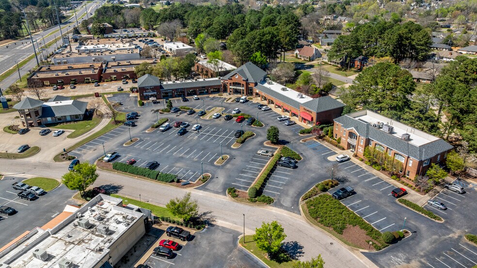 More Photos Of 312 Merchants Walk, Tuscaloosa Unknown For Lease