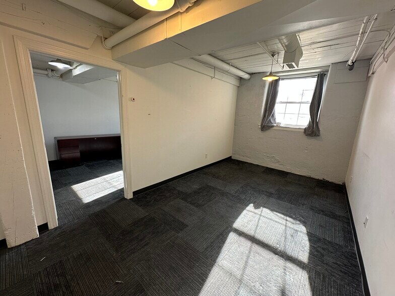 More Photos Of 710 Wheatland St, Phoenixville Office For Lease