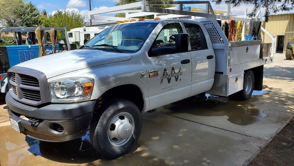 More Photos Of 41614 102nd St E, Palmdale Industrial For Lease