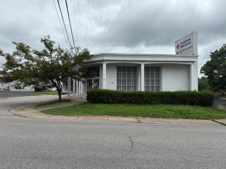 More Photos Of 4201 Blackburn Ave, Ashland Medical For Sale