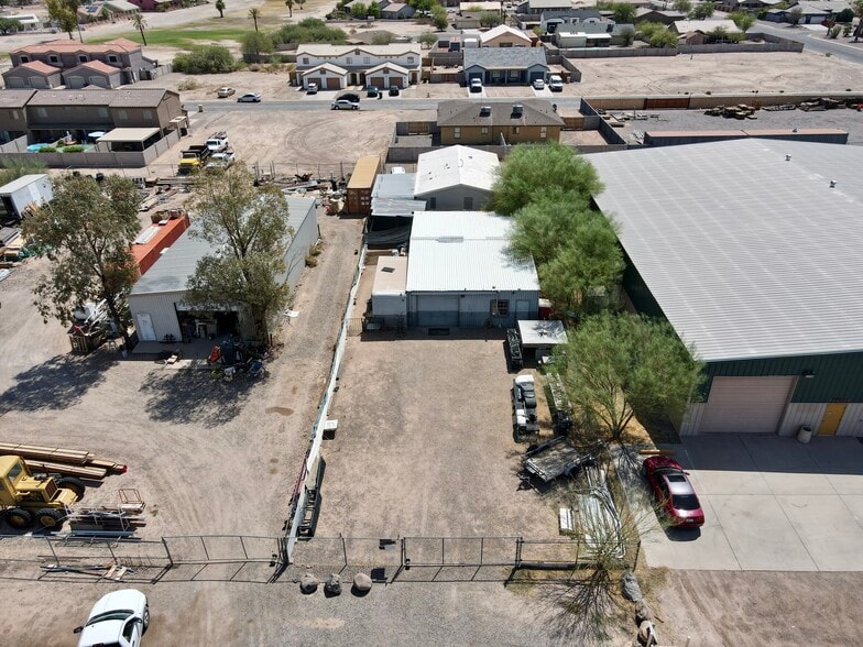 More Photos Of 15329 S Sunland Gin Rd, Arizona City Auto Repair For Sale