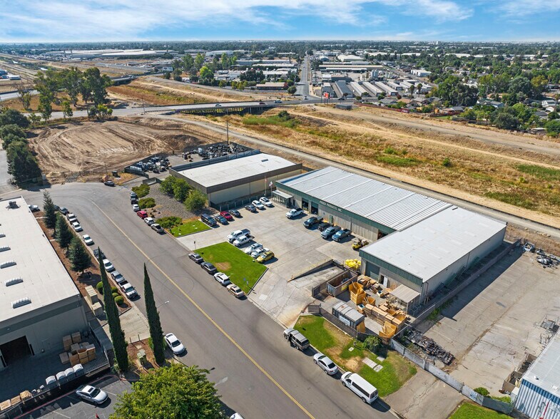 More Photos Of 2431 N Wigwam Dr, Stockton Warehouse For Sale