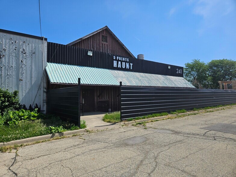 More Photos Of 243 W Roosevelt Rd, West Chicago Bowling Alley For Lease