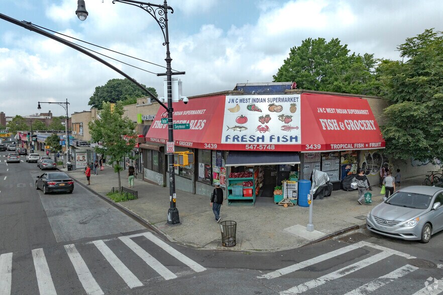 More Photos Of 3421-3439 Boston Rd, Bronx Storefront Retail Office For Lease