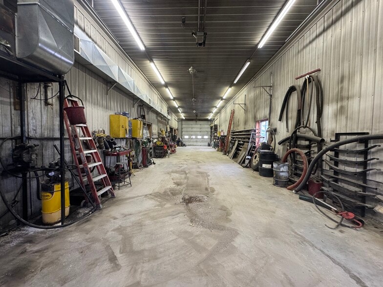 More Photos Of 50 Dalley Rd, Riverton Warehouse For Sale