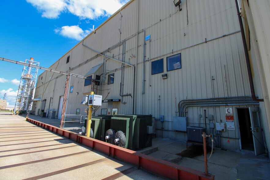 More Photos Of 6059 159th St, Galva Food Processing For Sale