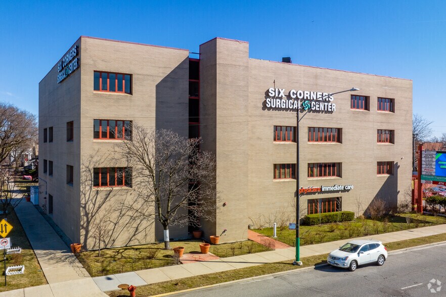 More Photos Of 4211 N Cicero Ave, Chicago Medical For Lease