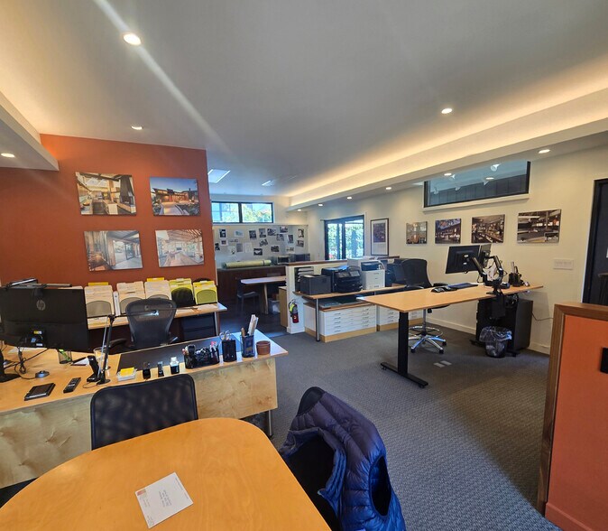 More Photos Of 5500 Doyle St, Emeryville Office For Sale