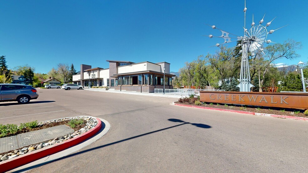 More Photos Of 100 E Cheyenne Rd, Colorado Springs Storefront For Lease