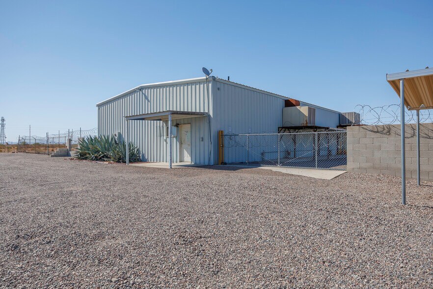 More Photos Of 15051 N Business 79 Hwy, Florence Service For Sale