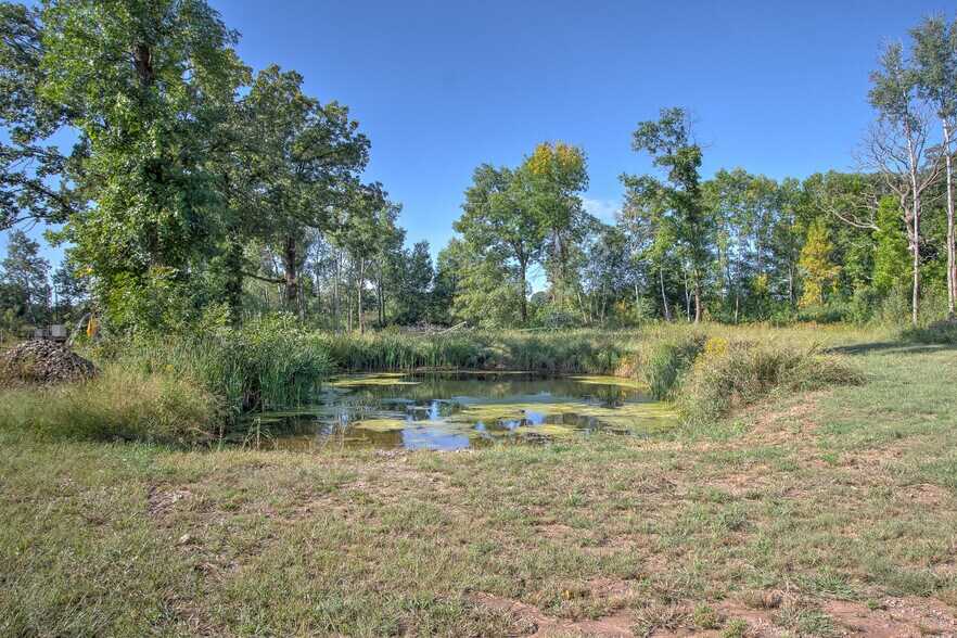 More Photos Of 1067 Highway 107, Braham Restaurant For Sale