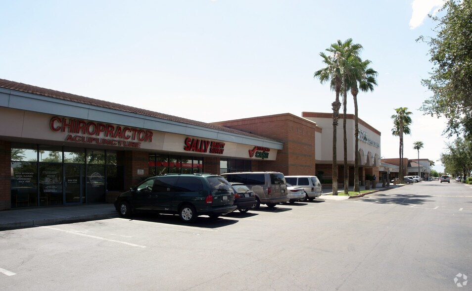 More Photos Of 7333 W Thomas Rd, Phoenix Storefront For Lease