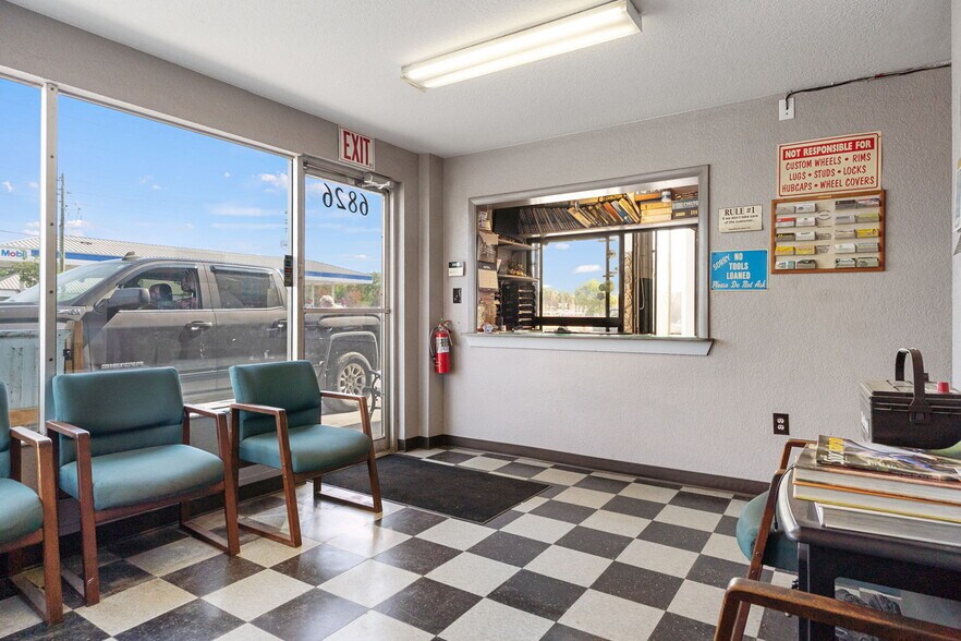 More Photos Of 6826 Ridge Rd, Port Richey Auto Repair For Sale