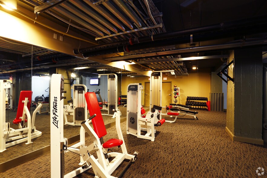 More Photos Of 526 Penn Ave, Pittsburgh Apartments For Lease