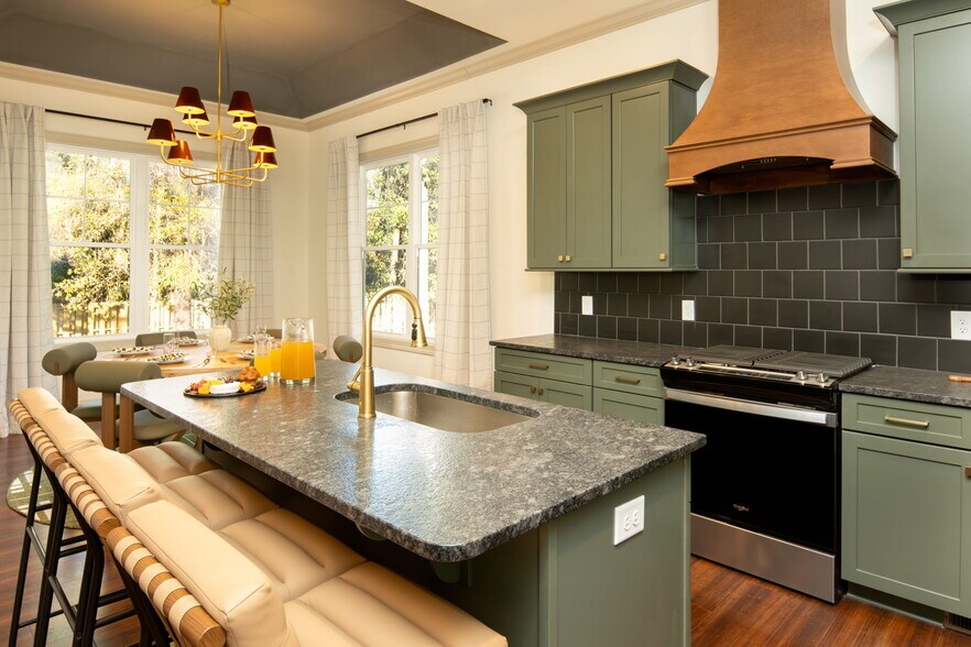 More Photos Of 180 Aiken Rd, Southern Pines General Retail For Sale