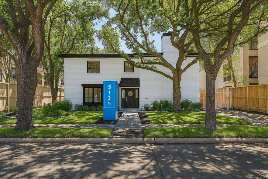 Primary Photo Of 5135 Edloe St, Houston Office Residential For Sale