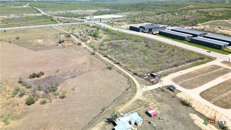 More Photos Of 7710 Elroy rd, Del Valle Land For Sale