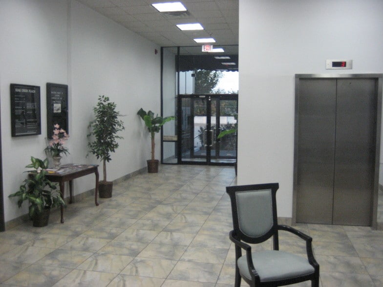 More Photos Of 3939 E US Highway 80, Mesquite Office For Lease